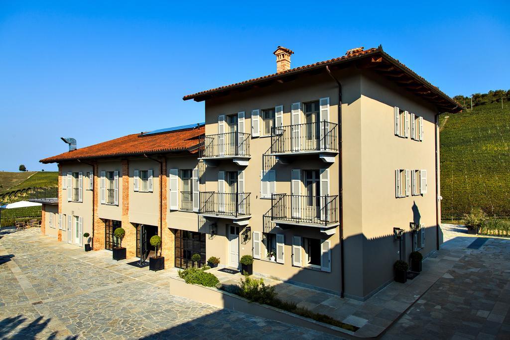 Reva Resort Монфорте-д'Альба Экстерьер фото
