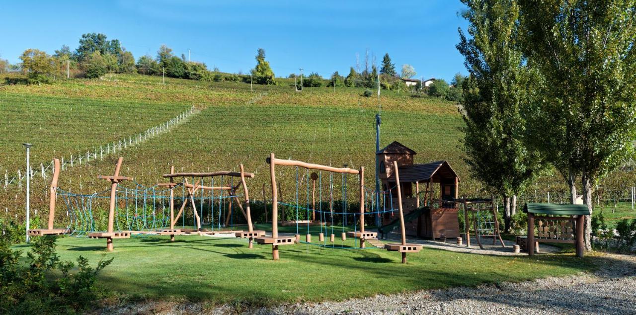Reva Resort Монфорте-д'Альба Экстерьер фото